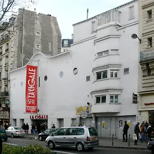  Appartement Le Charme De Montmartre - Parking Gratuit - Patio Prive-sacre-coeur -metro Anvers France